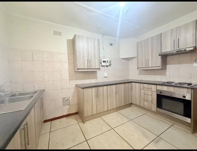 3 BEDROOM HOUSE FOR SALE IN VANDERBIJLPARK CW 6
